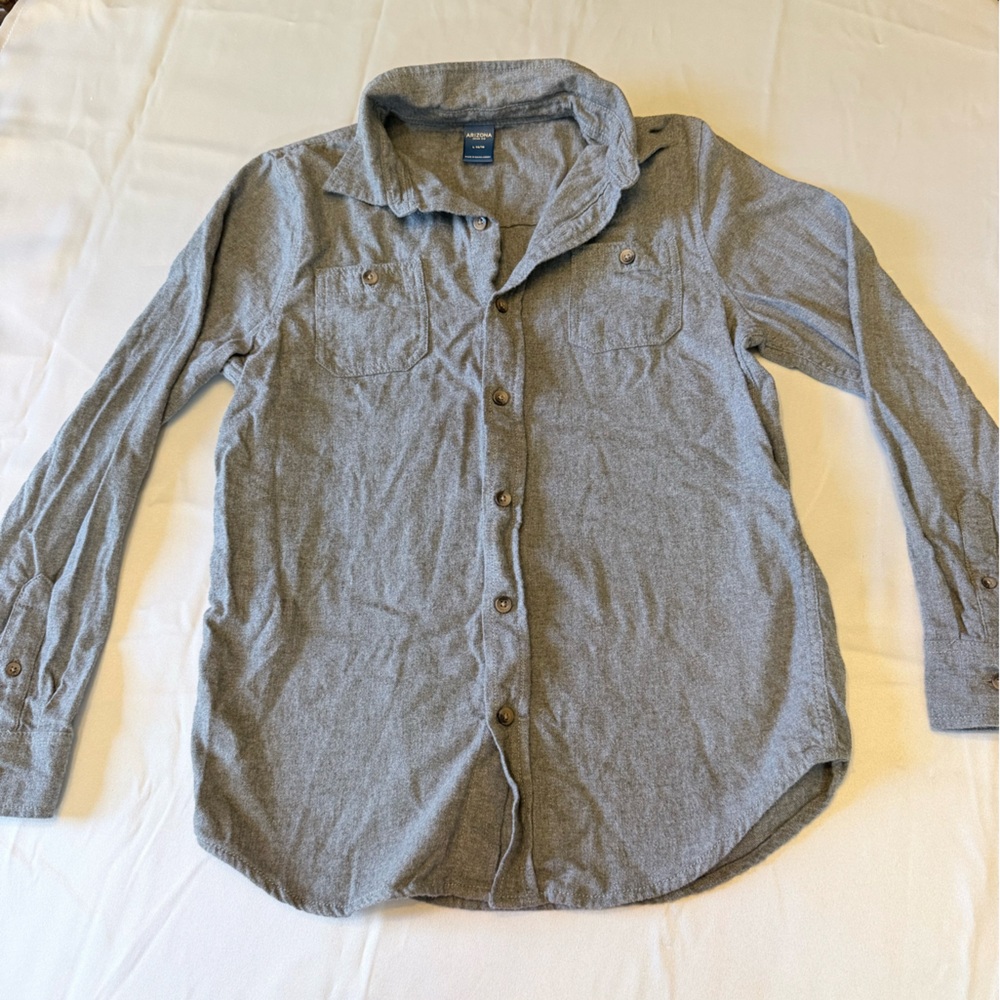 Arizona Jean Company Gray Button Down Shirt